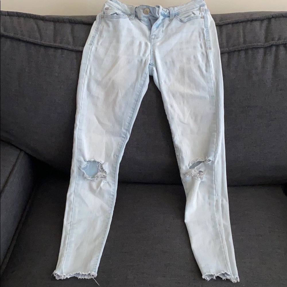 light wash jeans